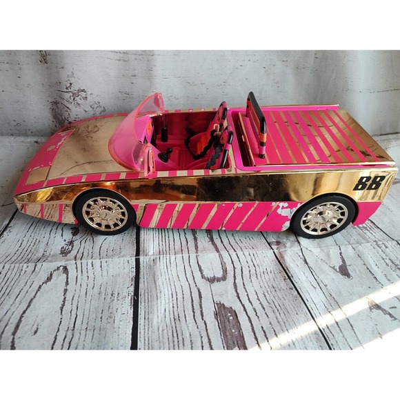 LOL Surprise Car-Pool Coupe Pool & Dance Floor Playset Doll Vehicle Works - Picture 13 of 14
